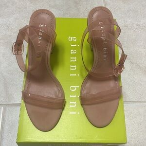 Gianni Bini nude sandals
